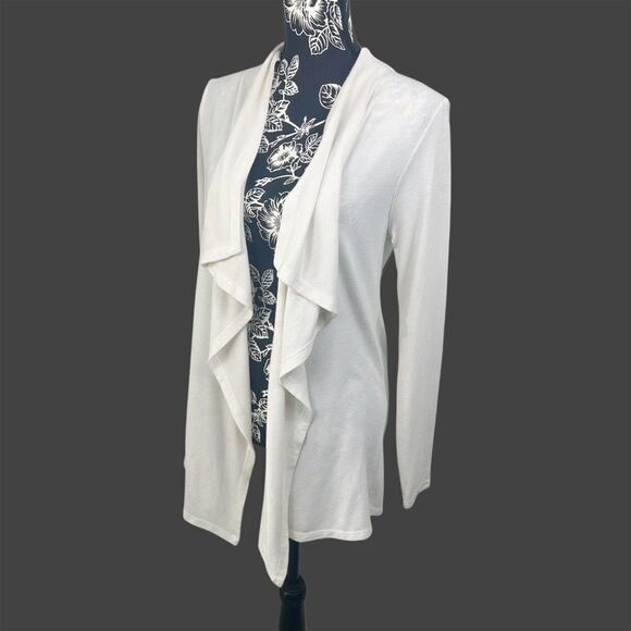 Women’s Bold Winged Duster Cardigan - Picture 3 of 7